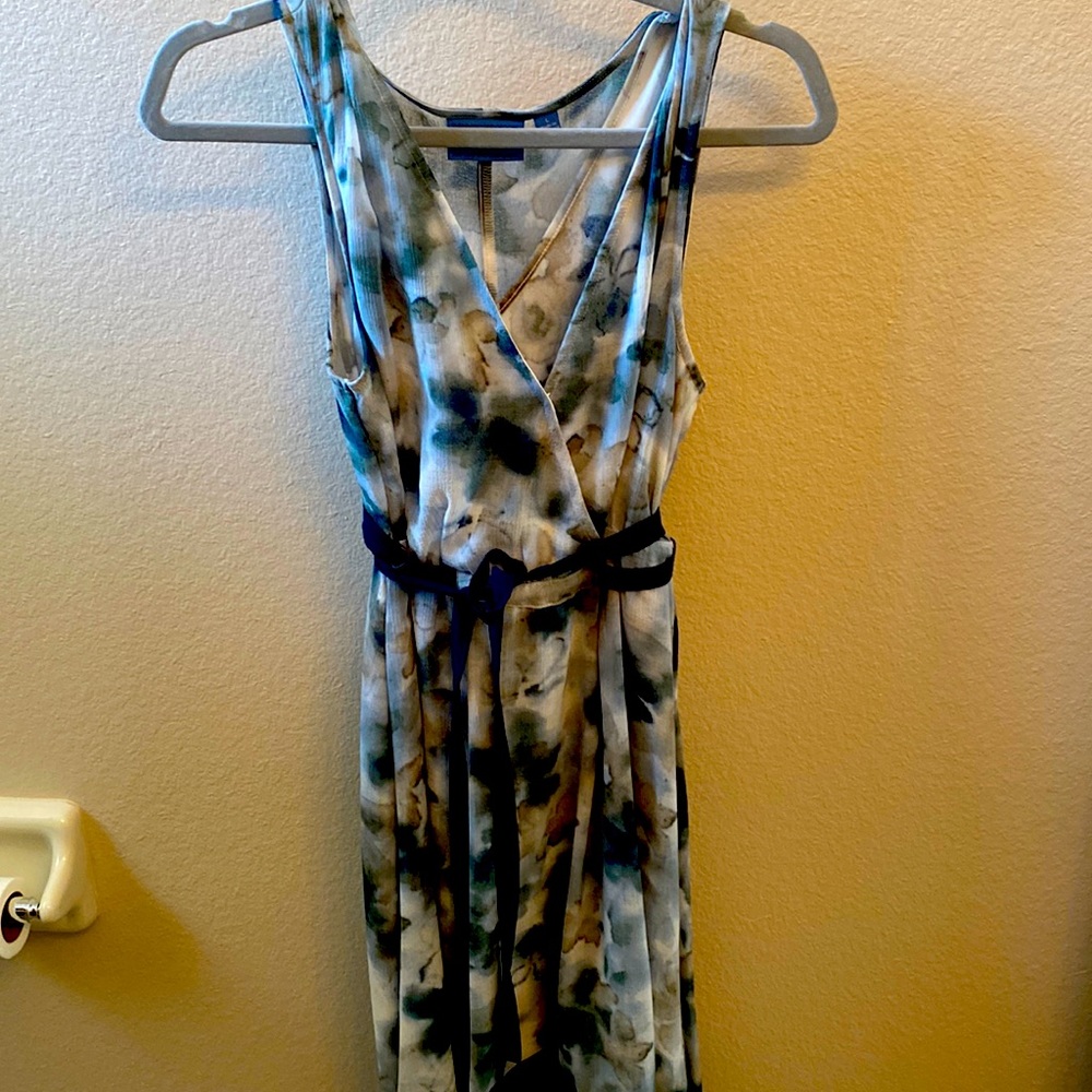 Vera Wang size large brand new, never worn